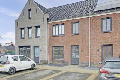 Eenhoorn 4