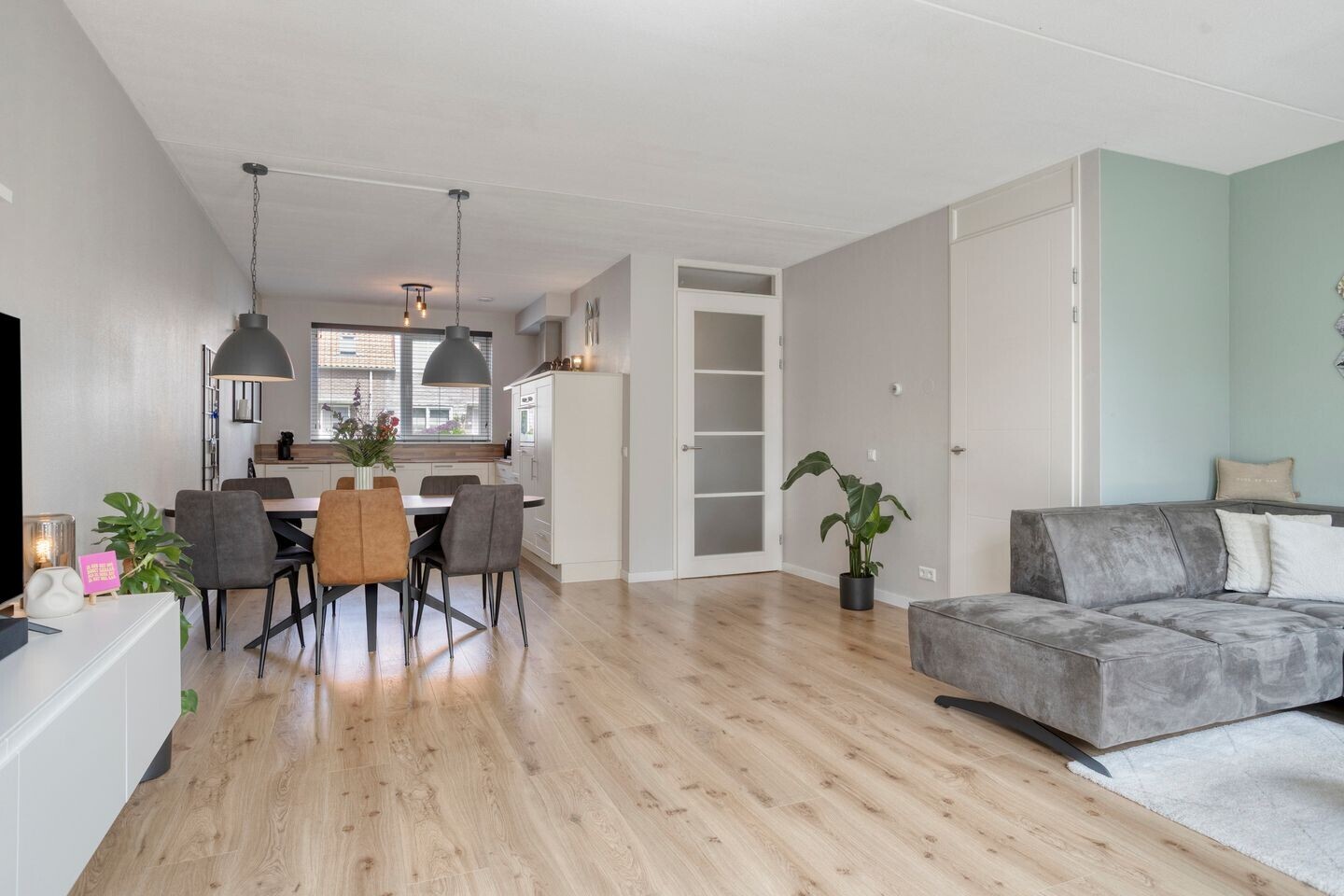 Tussenwoning te koop: Krullevaar 26, Kapelle