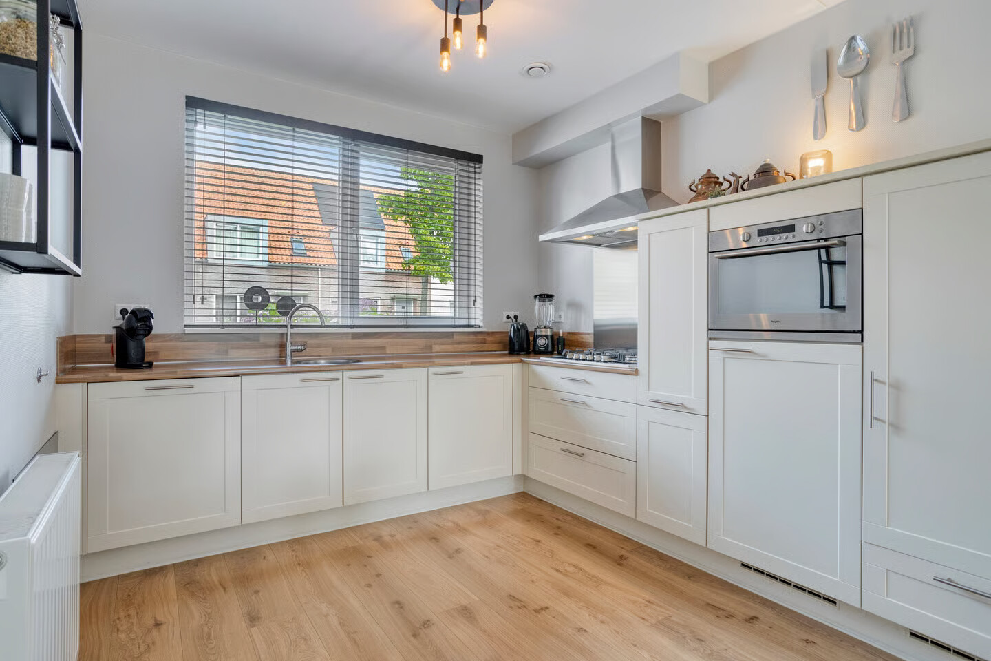 Tussenwoning te koop: Krullevaar 26, Kapelle