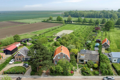 Langeviele 52