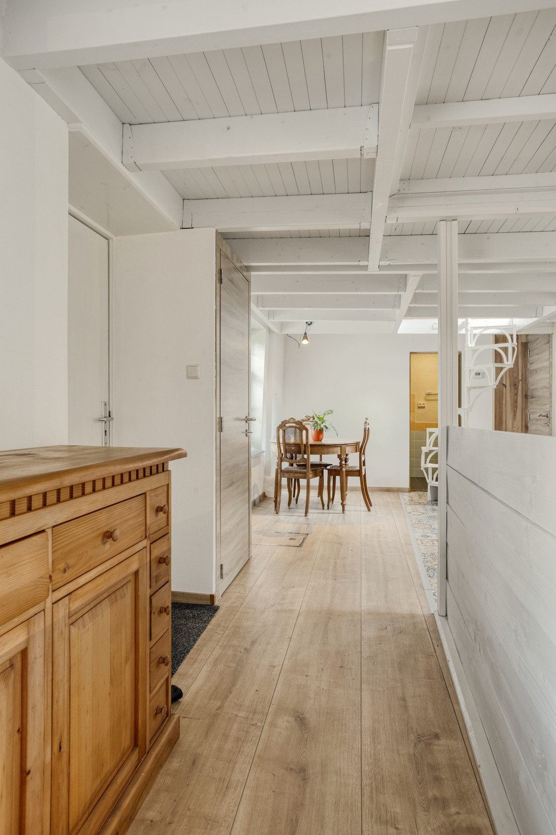 Twee-onder-één-kap te koop: Dijkstraat 2, Ellewoutsdijk