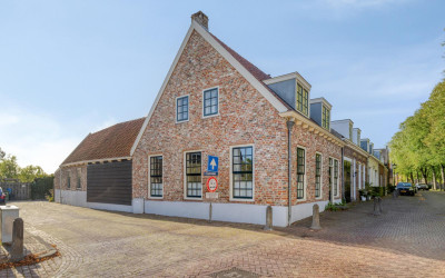 Dorpsplein 4