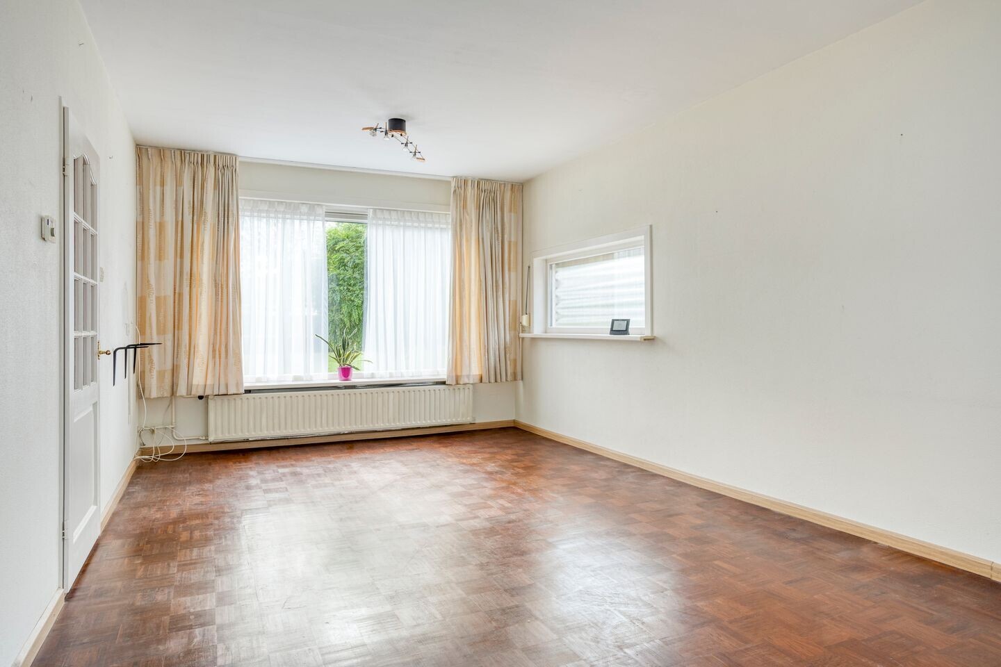 Twee-onder-één-kap te koop: Rembrandtstraat 23, Heinkenszand