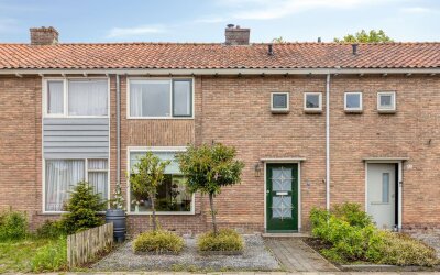 Deestraat 16