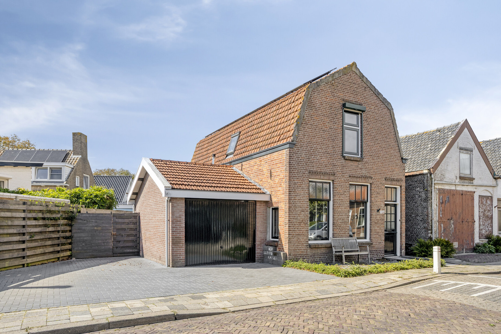 Vrijstaande woning te koop: Heernisseweg 107, Goes
