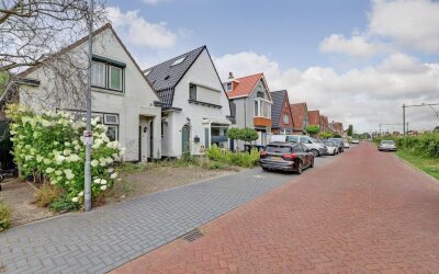 Parallelweg 14