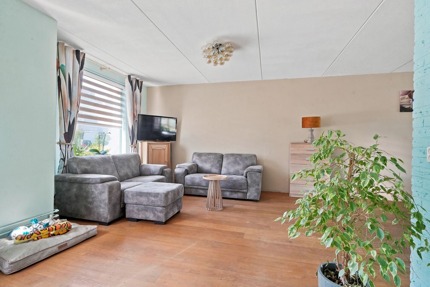 Tussenwoning te koop: Populierenstraat 6, Goes