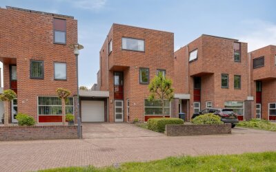 Huis te koop John Lennonlaan 66