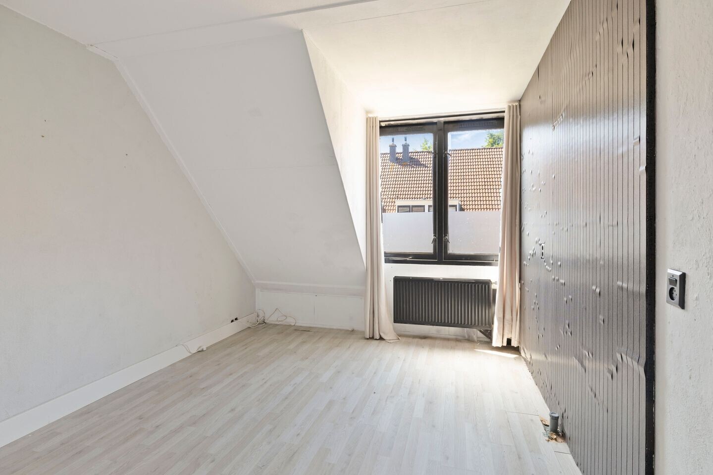 Tussenwoning te koop: Reaganlaan 21, Goes