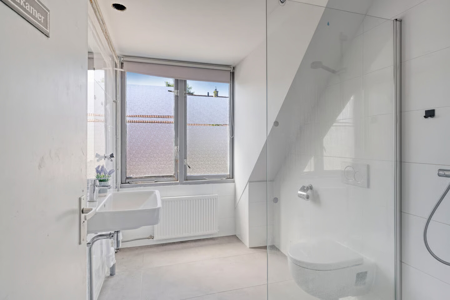 Tussenwoning te koop: Reaganlaan 21, Goes