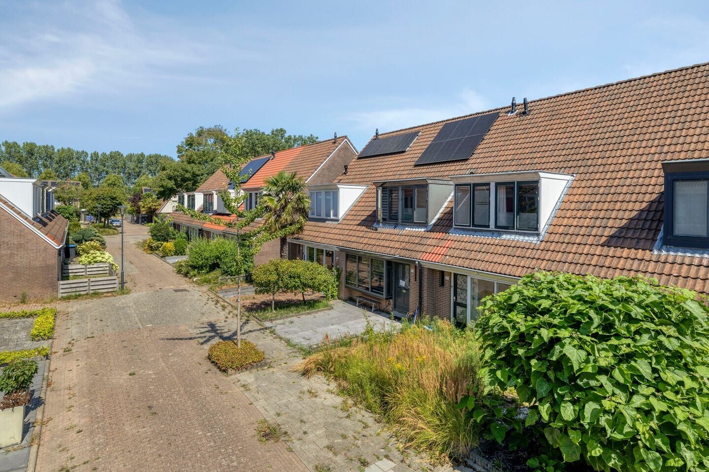 Tussenwoning te koop: Reaganlaan 21, Goes