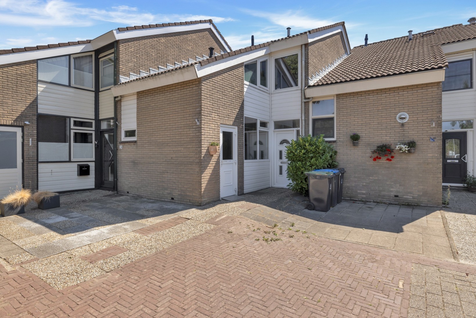 Tussenwoning te koop: Calsstraat 26, Goes