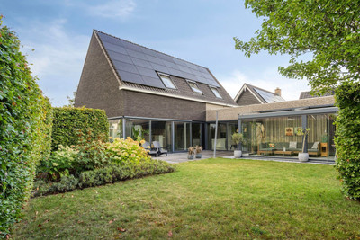 Hoekweide 8