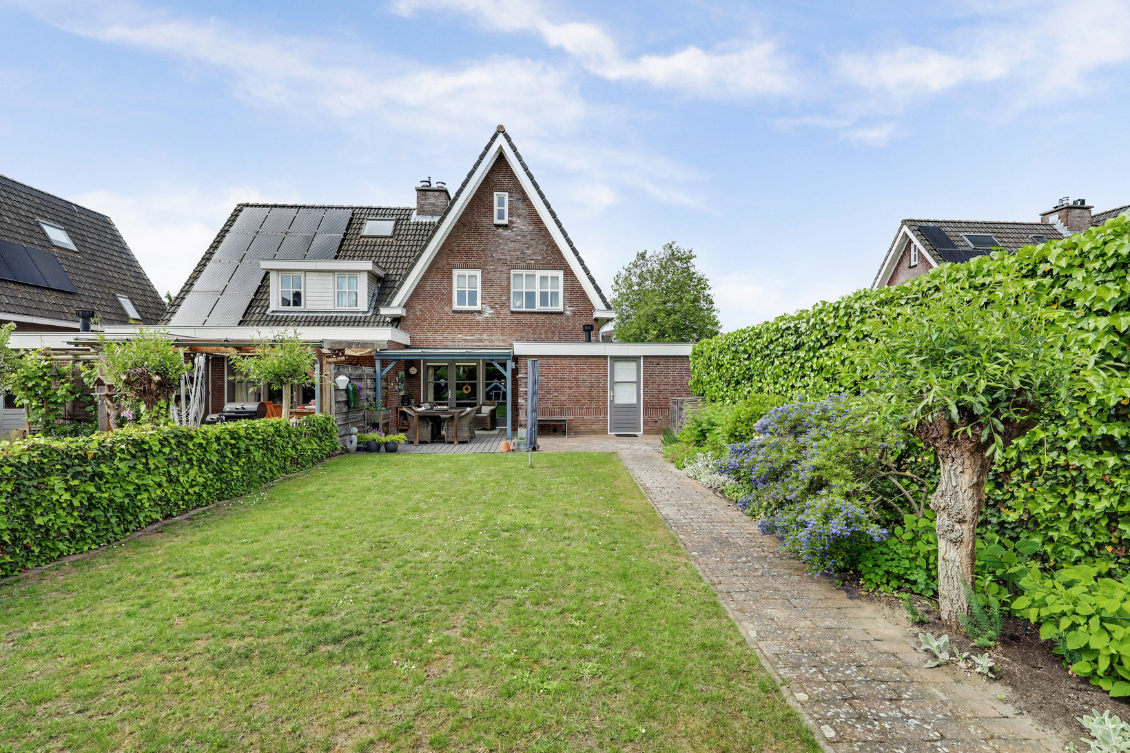 Hoekwoning te koop: W.F. Hermanslaan 39, Kloetinge
