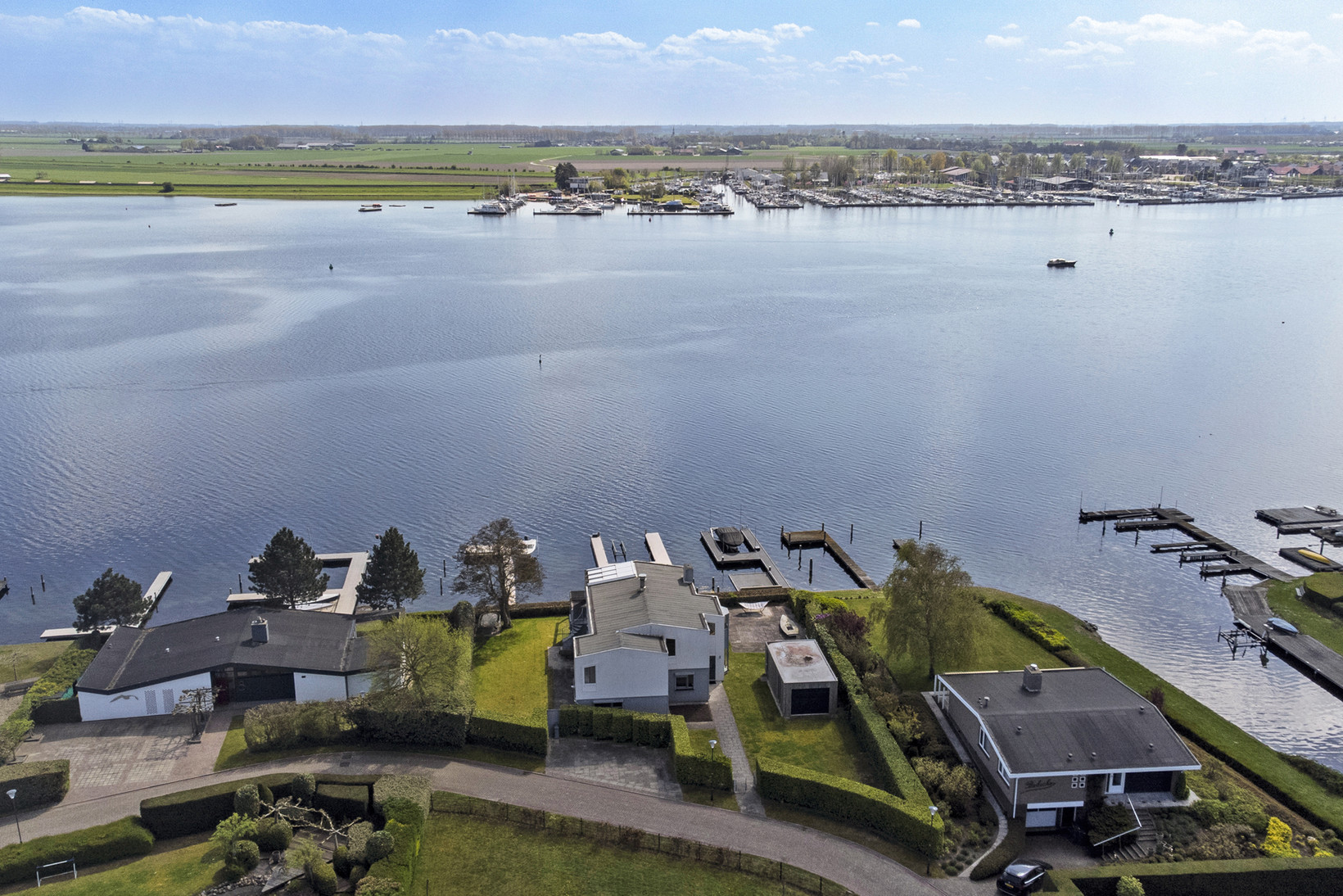 Vrijstaande woning te koop: Valkenlaan 6, Kortgene