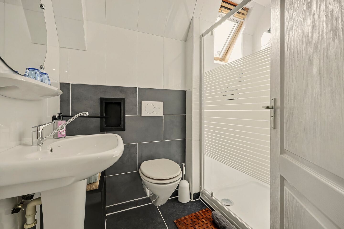Hoekwoning te koop: Kerkstraat 12, Wissenkerke