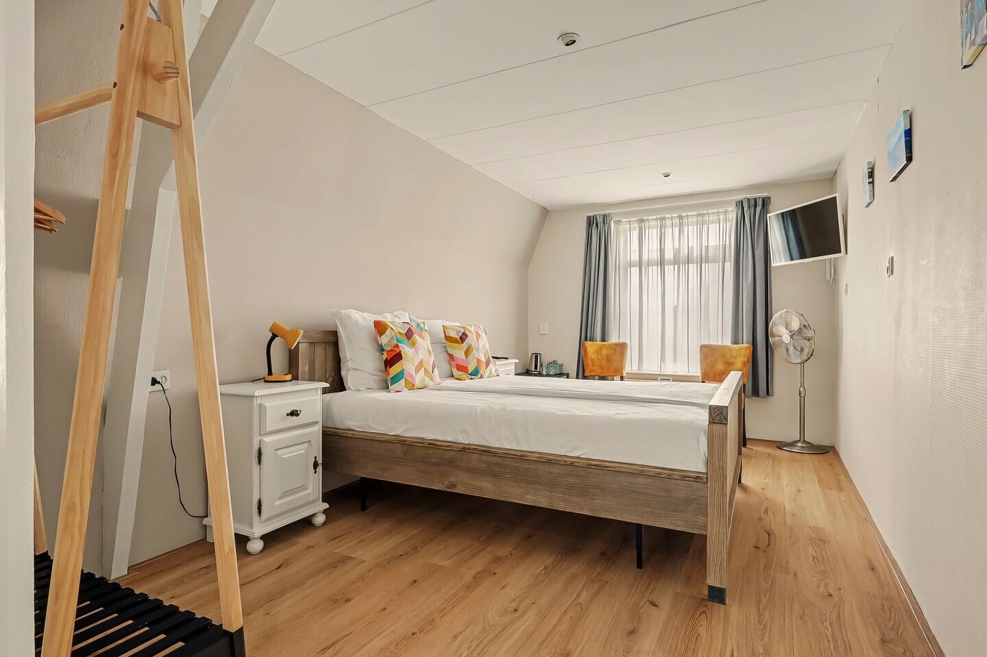 Hoekwoning te koop: Kerkstraat 12, Wissenkerke