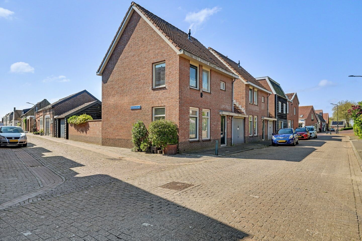 Twee-onder-één-kap te koop: Noordeindstraat 17, Wissenkerke