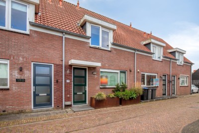 A van Heest. 19-E