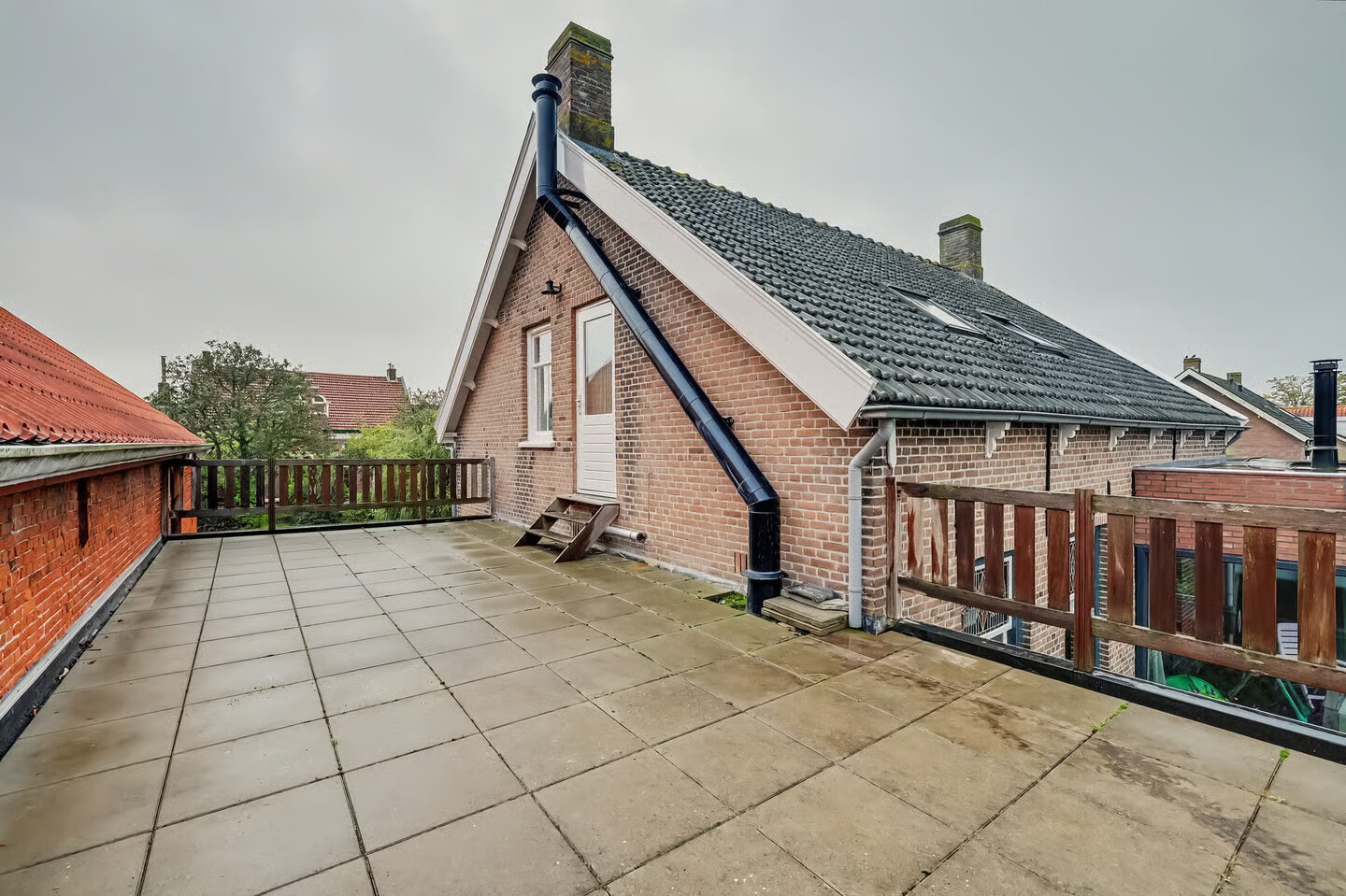 Twee-onder-één-kap te koop: Veerweg 138, Kamperland