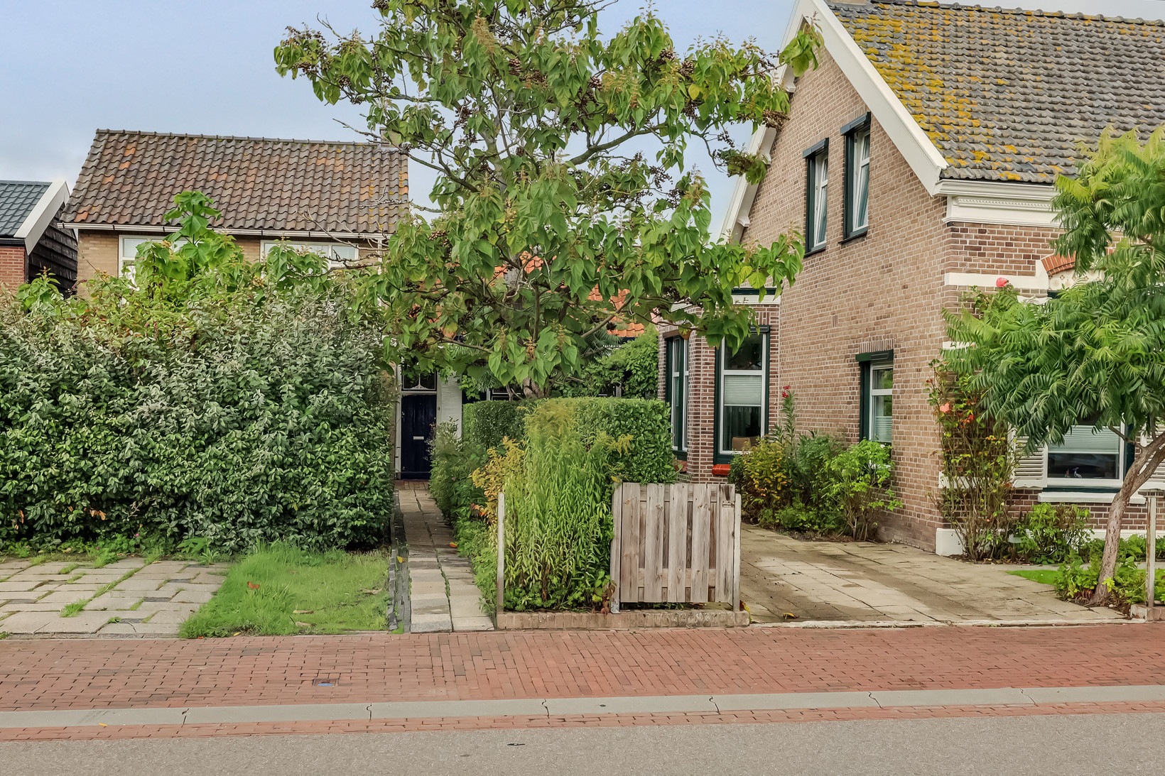 Twee-onder-één-kap te koop: Veerweg 140, Kamperland