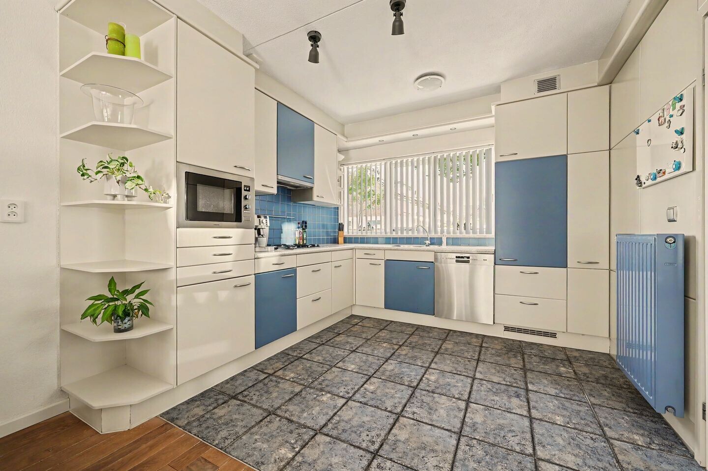 Tussenwoning te koop: Ripstraat 4, Kamperland