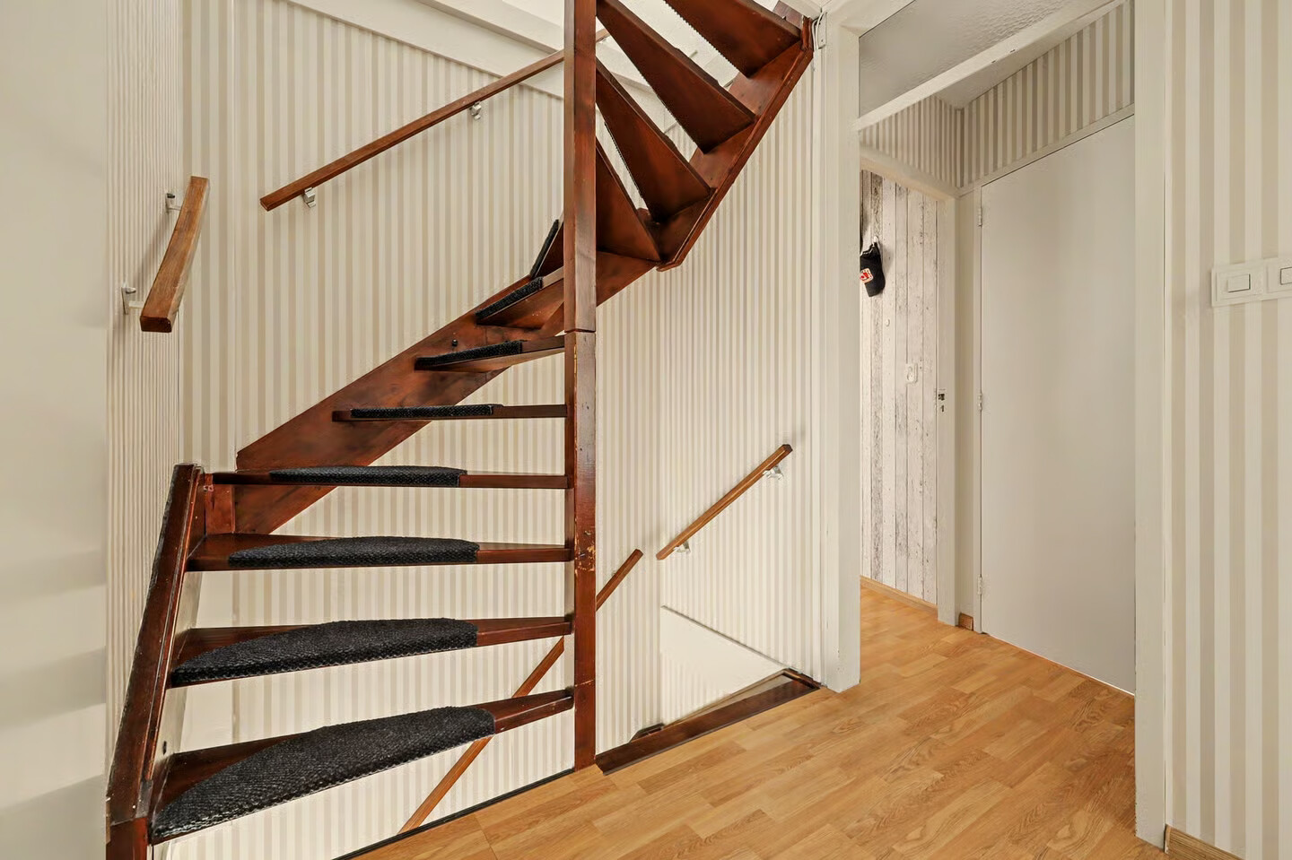 Tussenwoning te koop: Ripstraat 4, Kamperland