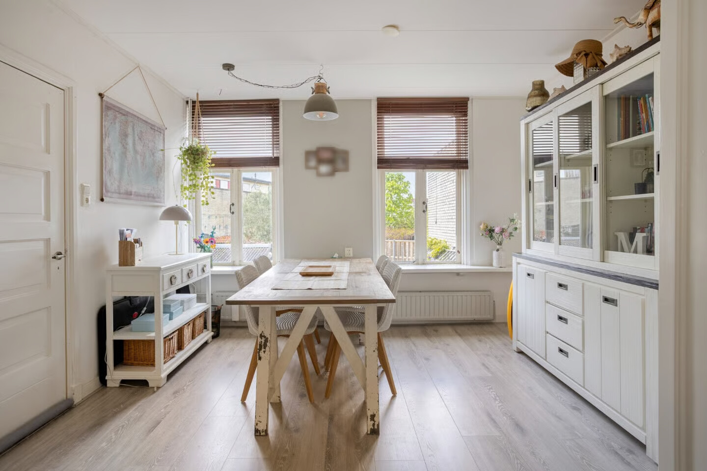 Hoekwoning te koop: Nieuwstraat 36, Oostburg