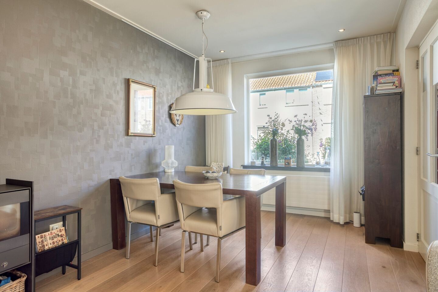 Tussenwoning te koop: Scheepvaartstraat 13, Breskens