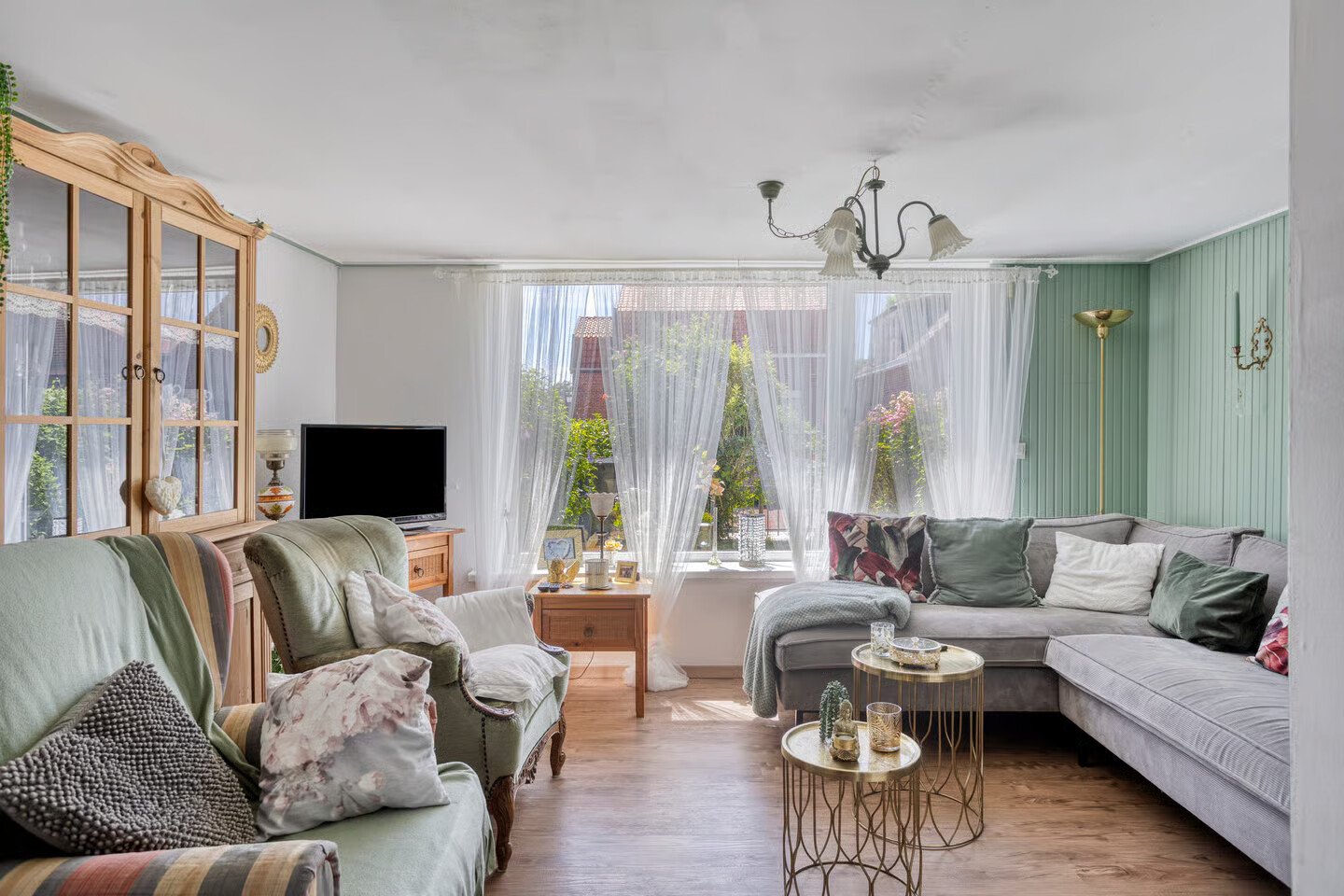 Hoekwoning te koop: Meester Willem Schorerstraat 9, Hoofdplaat
