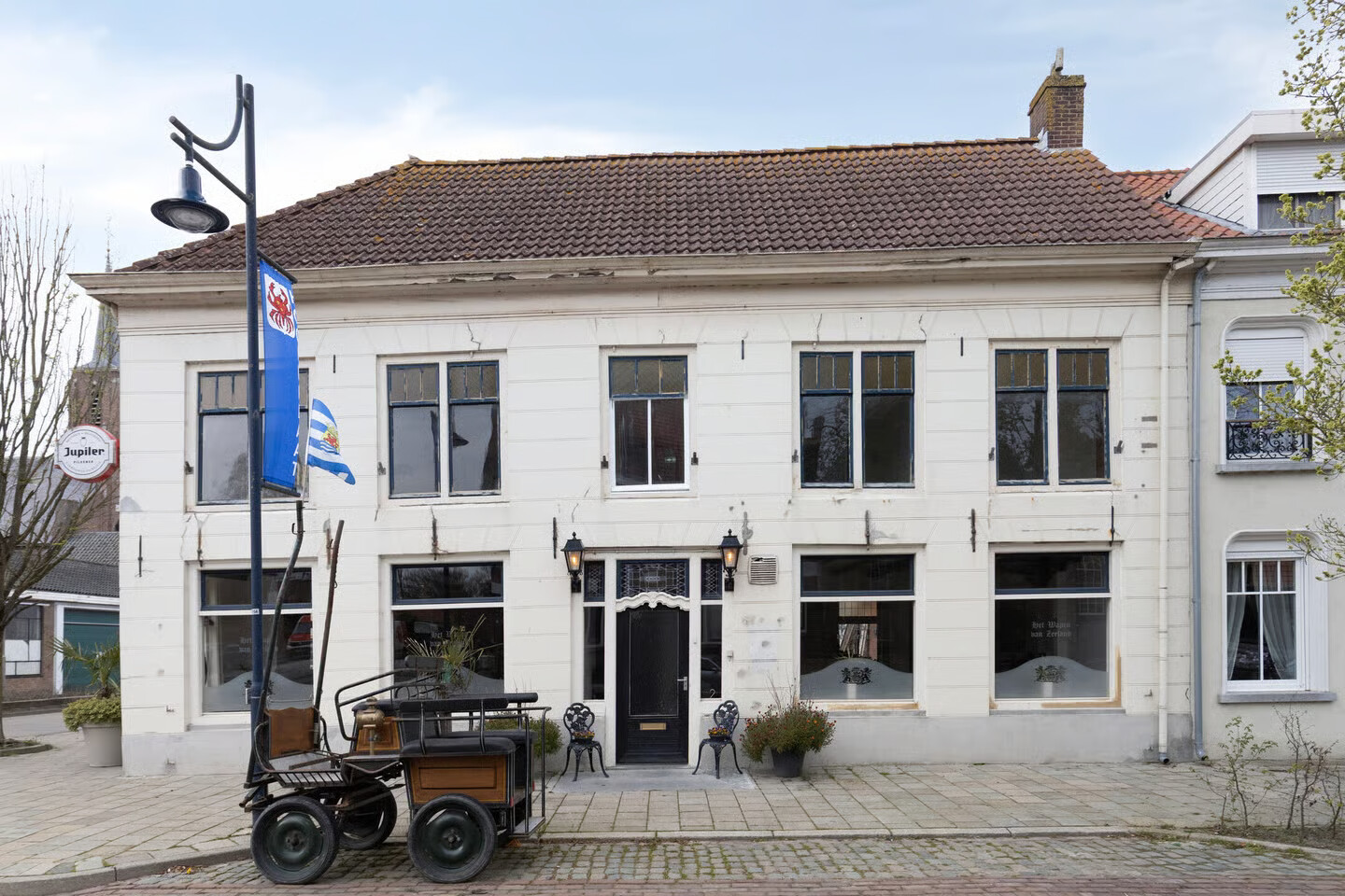 Tussenwoning te koop: Dorpsstraat 2, Hoofdplaat
