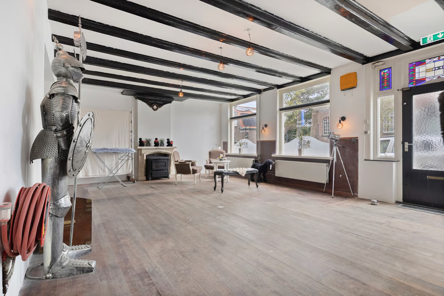 Tussenwoning te koop: Dorpsstraat 2, Hoofdplaat
