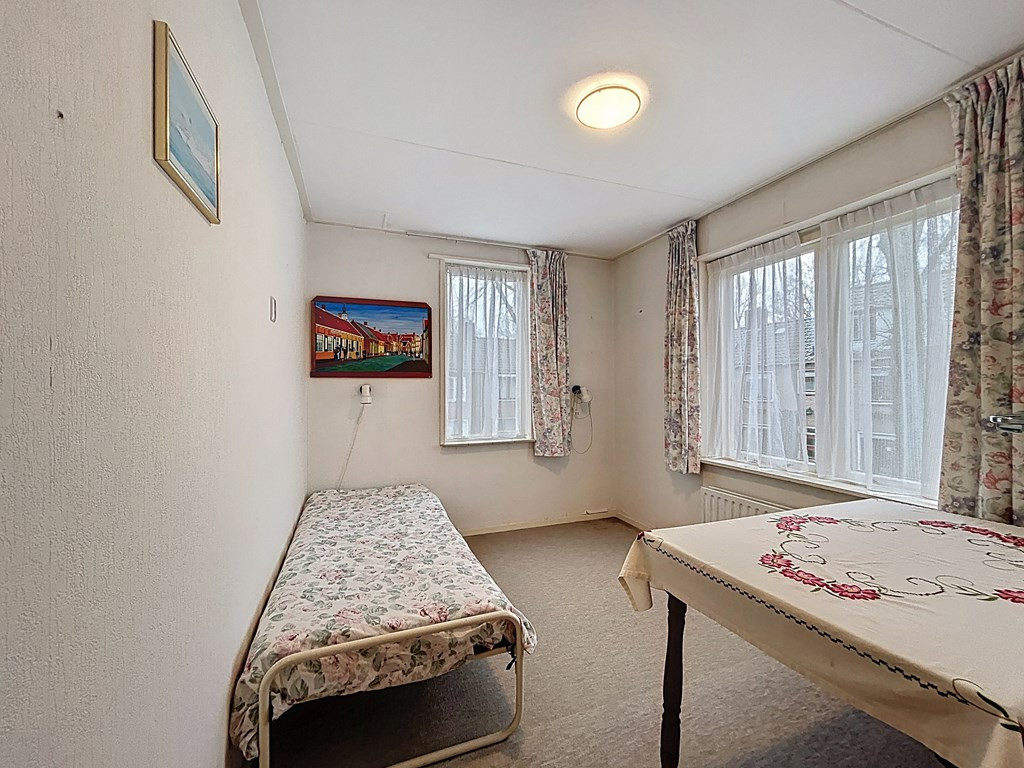 Hoekwoning te koop: Prinsessenstraat 9, Ijzendijke