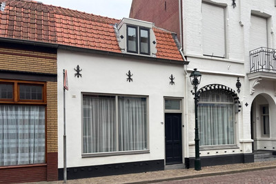 Koninginnes. 13