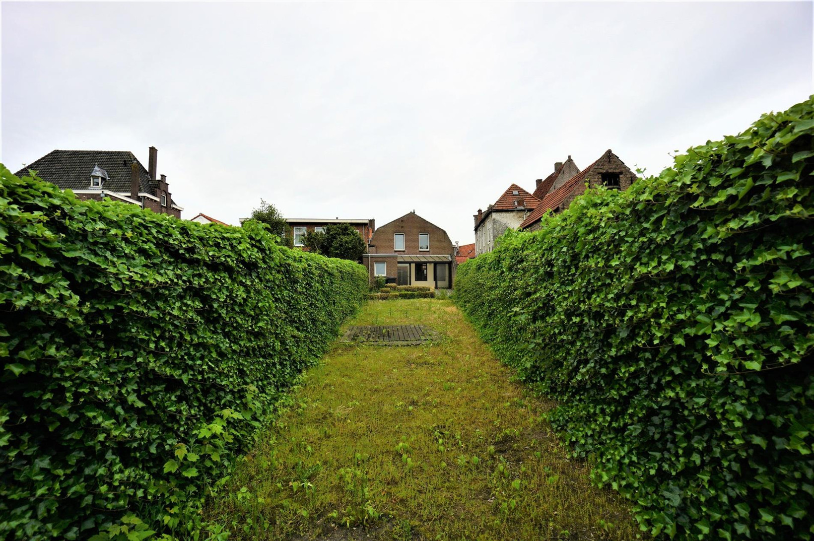 Hoekwoning te koop: Weststraat 52, Aardenburg
