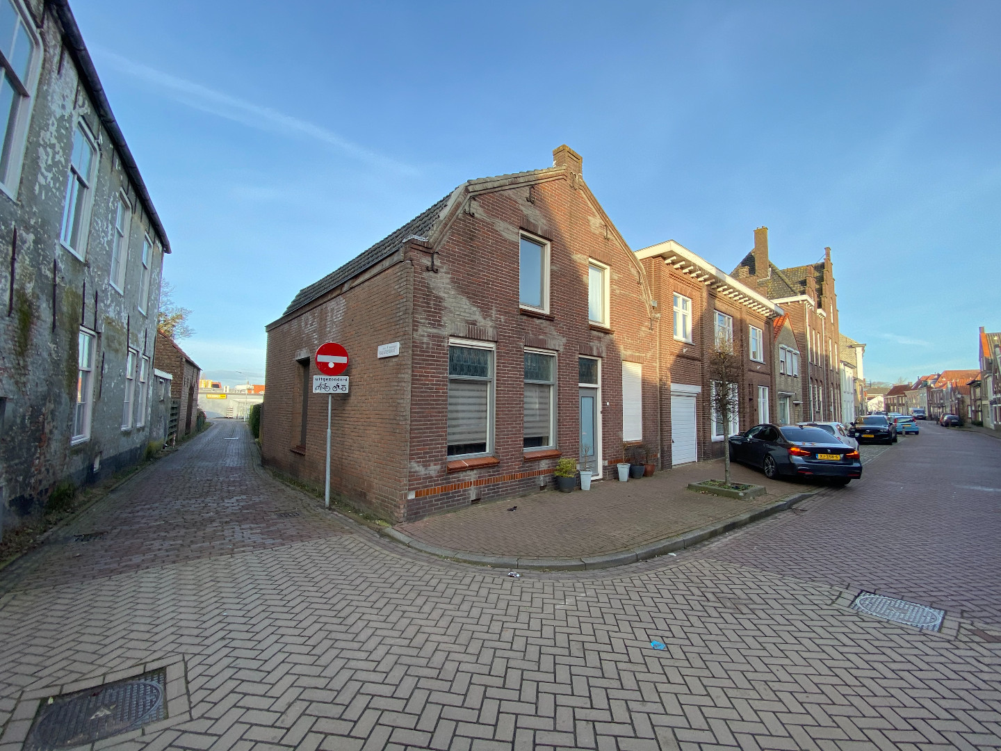 Hoekwoning te koop: Weststraat 52, Aardenburg