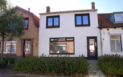 Landstraat 28