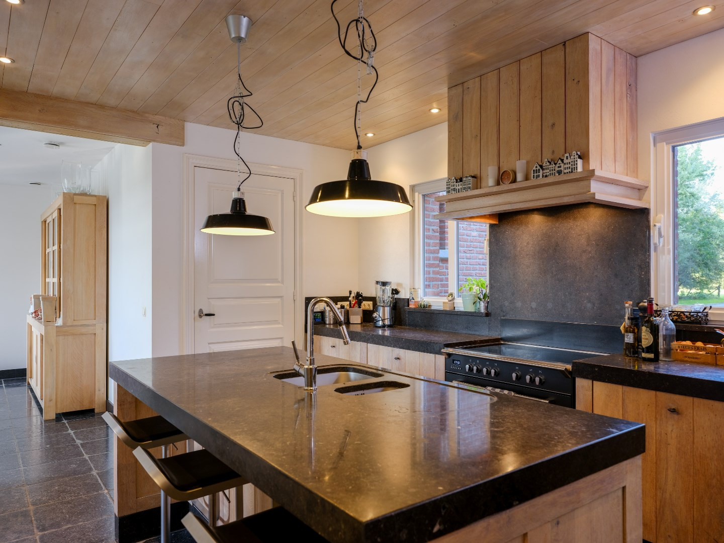 Vrijstaande woning te koop: Binnenweg 4, Aardenburg