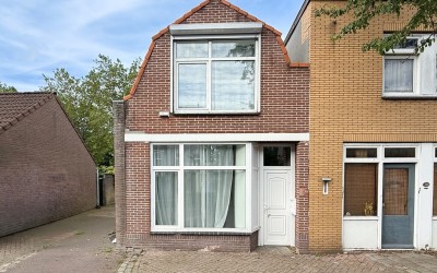 Dijkstraat 24