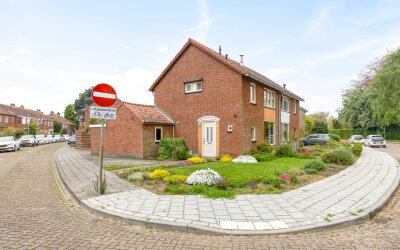 Aagje Dekenstraat 16