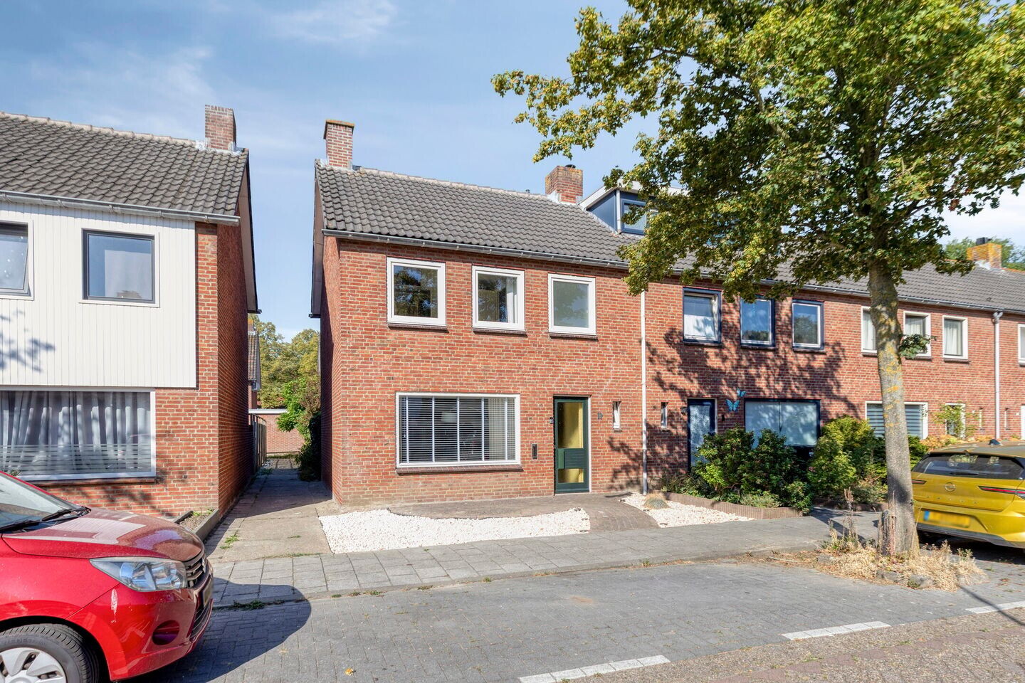 Hoekwoning te koop: Hobbemastraat 11, Terneuzen