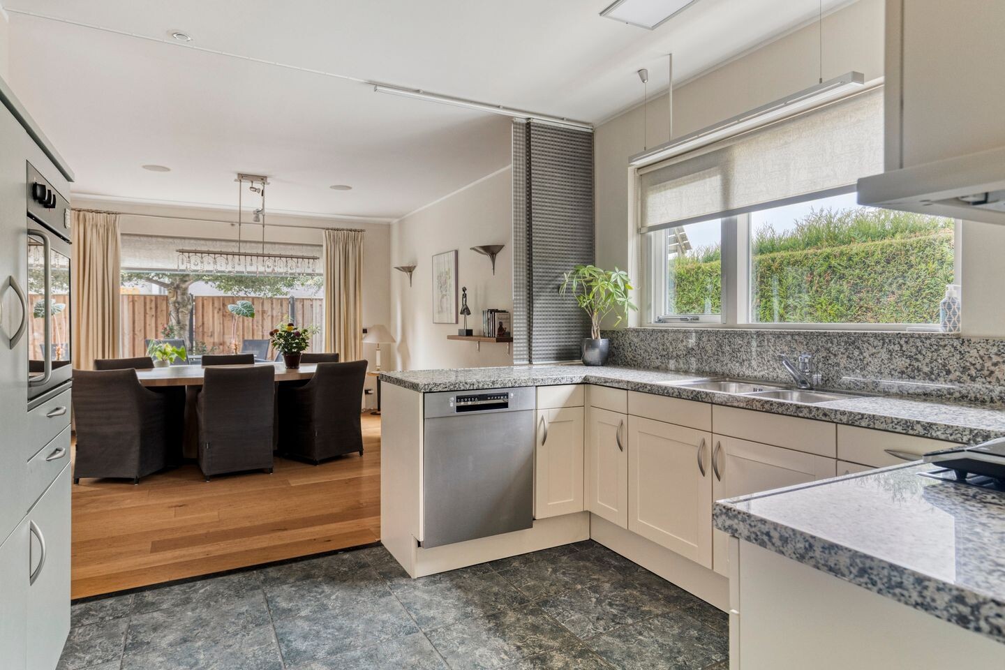 Vrijstaande woning te koop: Drebbelstraat 34, Terneuzen