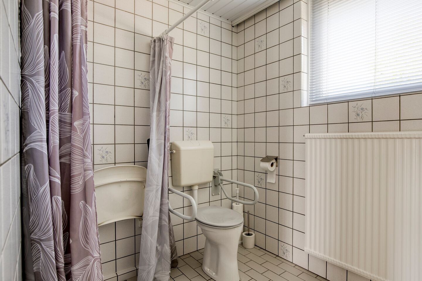 Tussenwoning te koop: van der Waalsstraat 48, Terneuzen