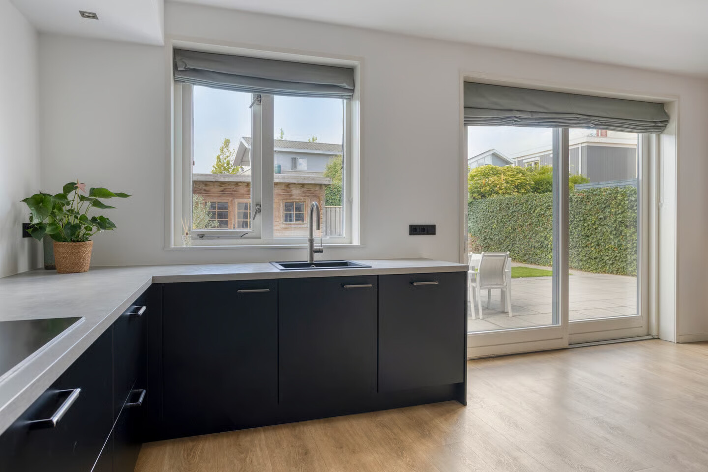 Twee-onder-één-kap te koop: Roerdomp 1, Terneuzen