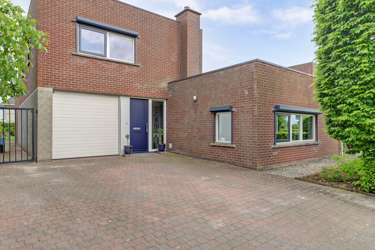 Vrijstaande woning te koop: Buizerd 2, Terneuzen