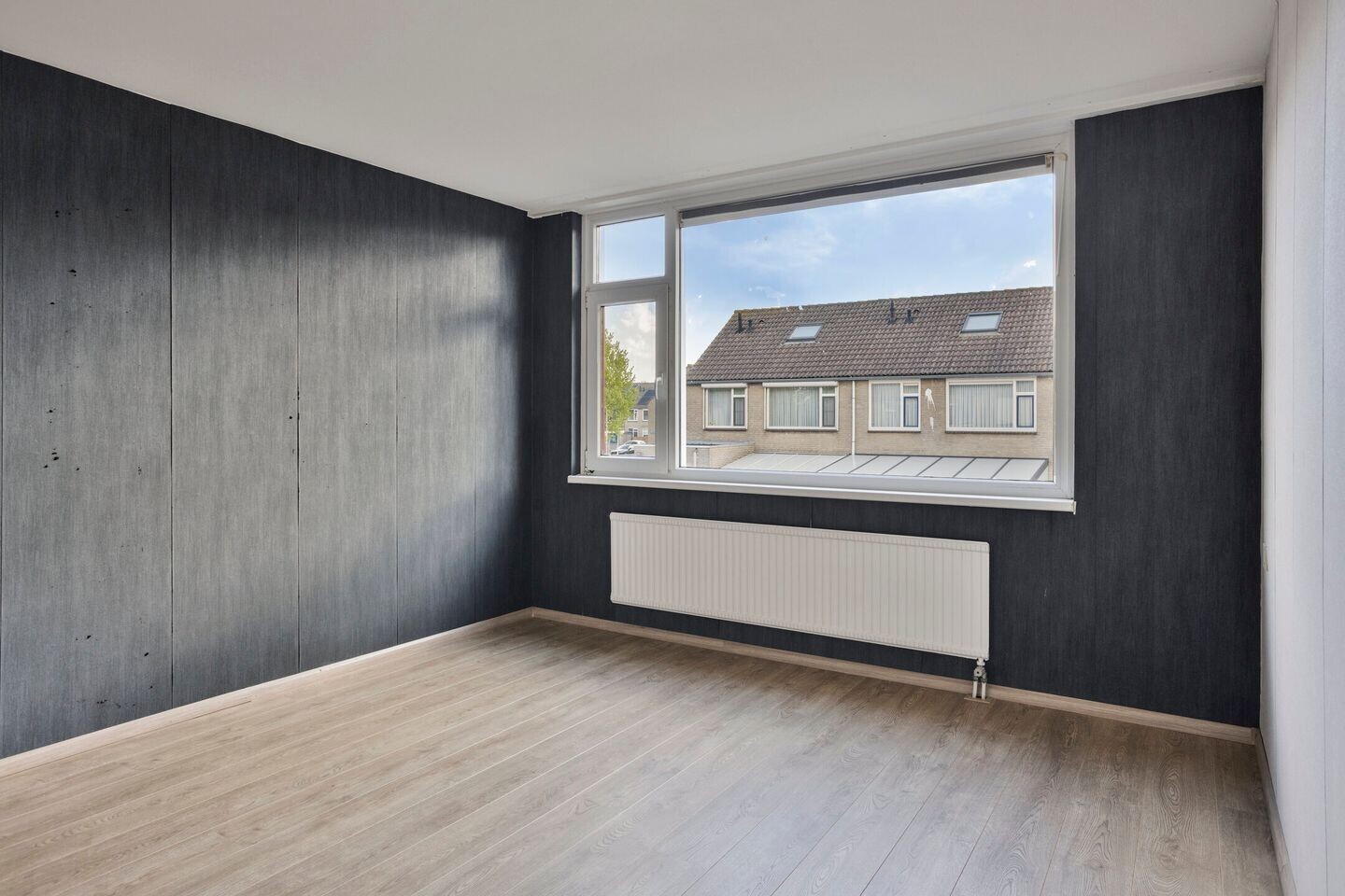 Tussenwoning te koop: Michiel de Ruijtersingel 46, Terneuzen