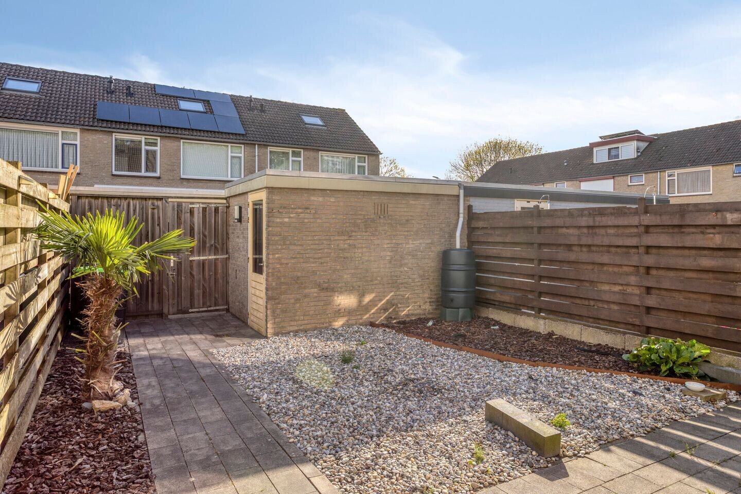 Tussenwoning te koop: Michiel de Ruijtersingel 46, Terneuzen