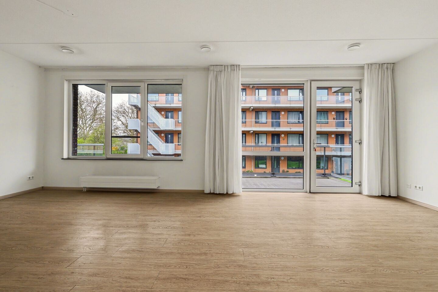 Appartement te koop: Vivaldiplein 35, Terneuzen