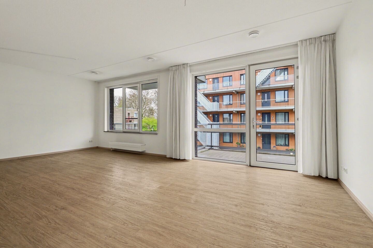 Appartement te koop: Vivaldiplein 35, Terneuzen