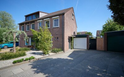 Hoefbladstraat 13